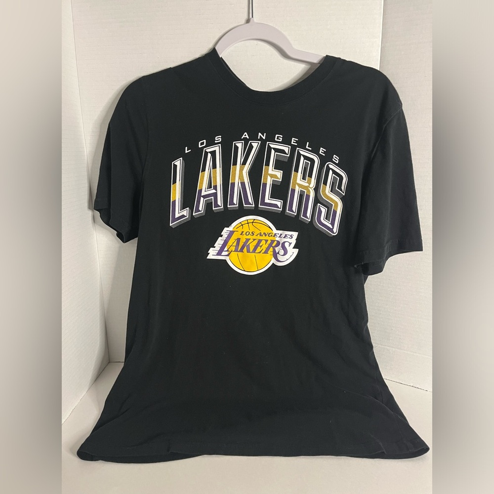 Los Angeles Lakers Shirt Mens Medium Black Purple Short Sleeve Basketball